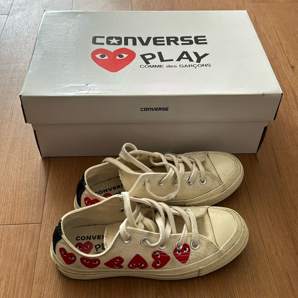 Comme De Garçon Converse size 5